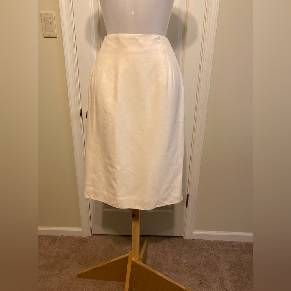 NWT Rena Rowan for Saville - Woman’s ivory color midi pencil skirt, Size: 16